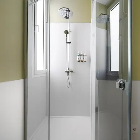 Numa Prestigio * إشبيلية